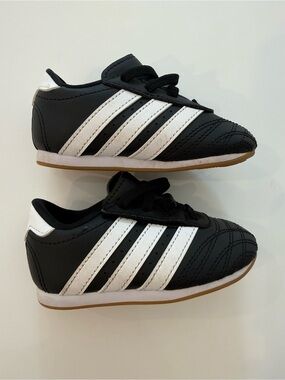 Adidas sneakers toddler 6